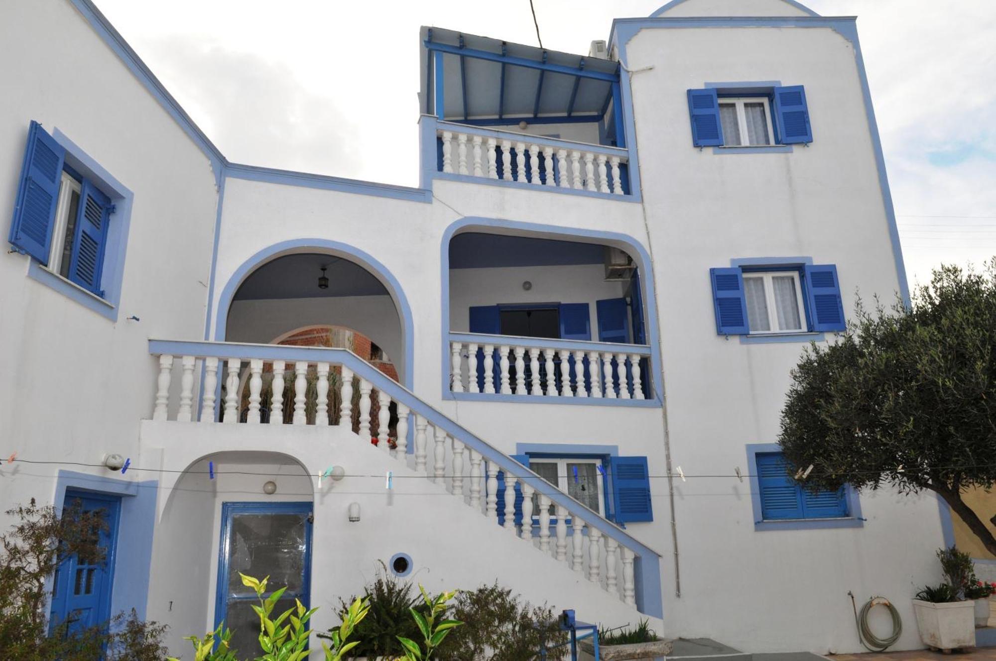 Katerina Kafieri Apartments Firostefani Exterior photo