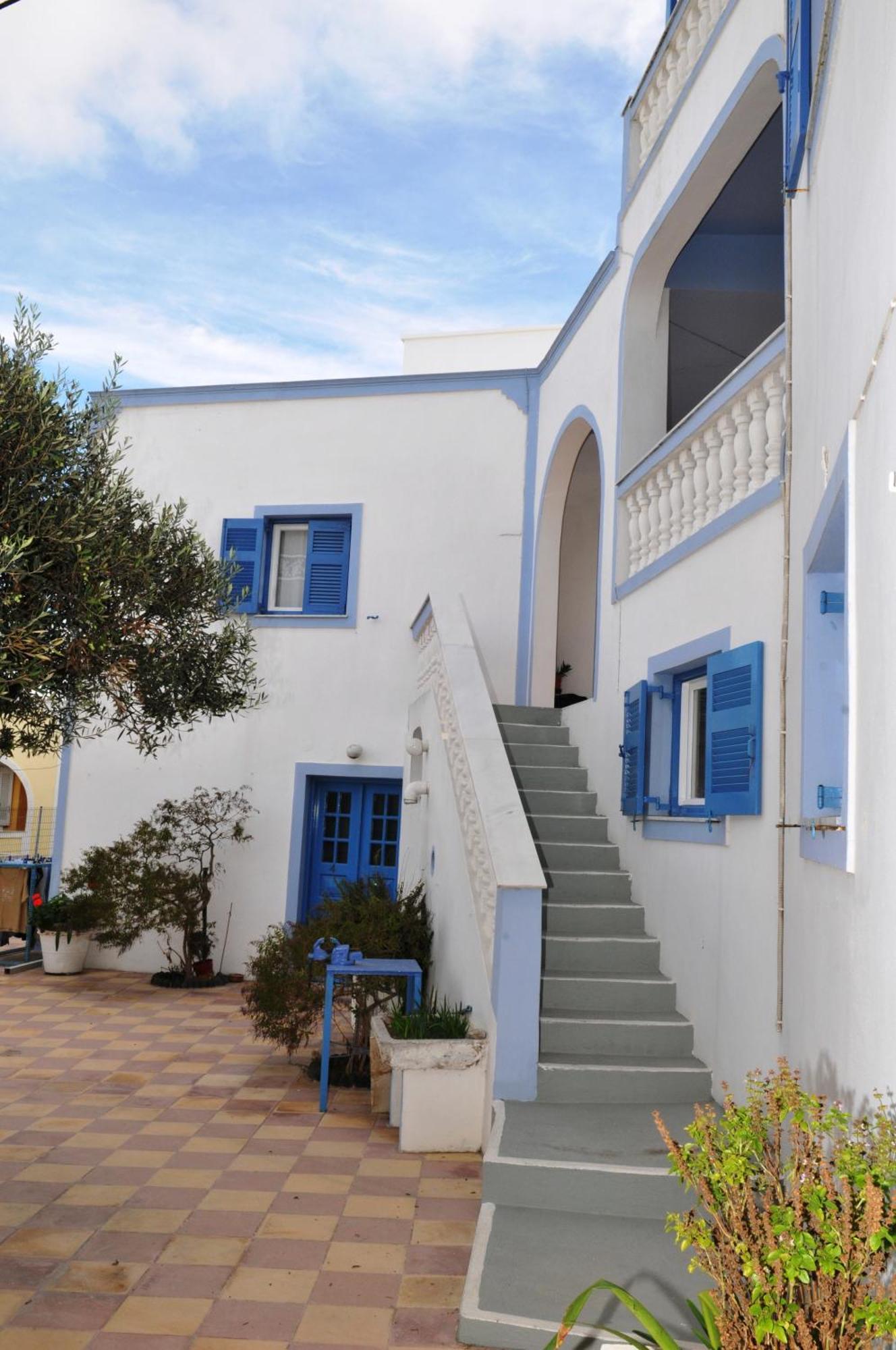 Katerina Kafieri Apartments Firostefani Exterior photo
